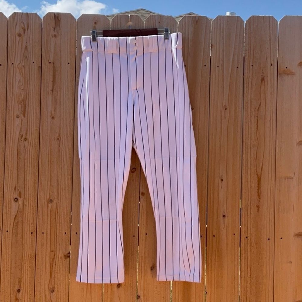 Take 50% OFF- Under Armor Authentic Striped Baseball Men, Size-36 - Picture 2 of 9